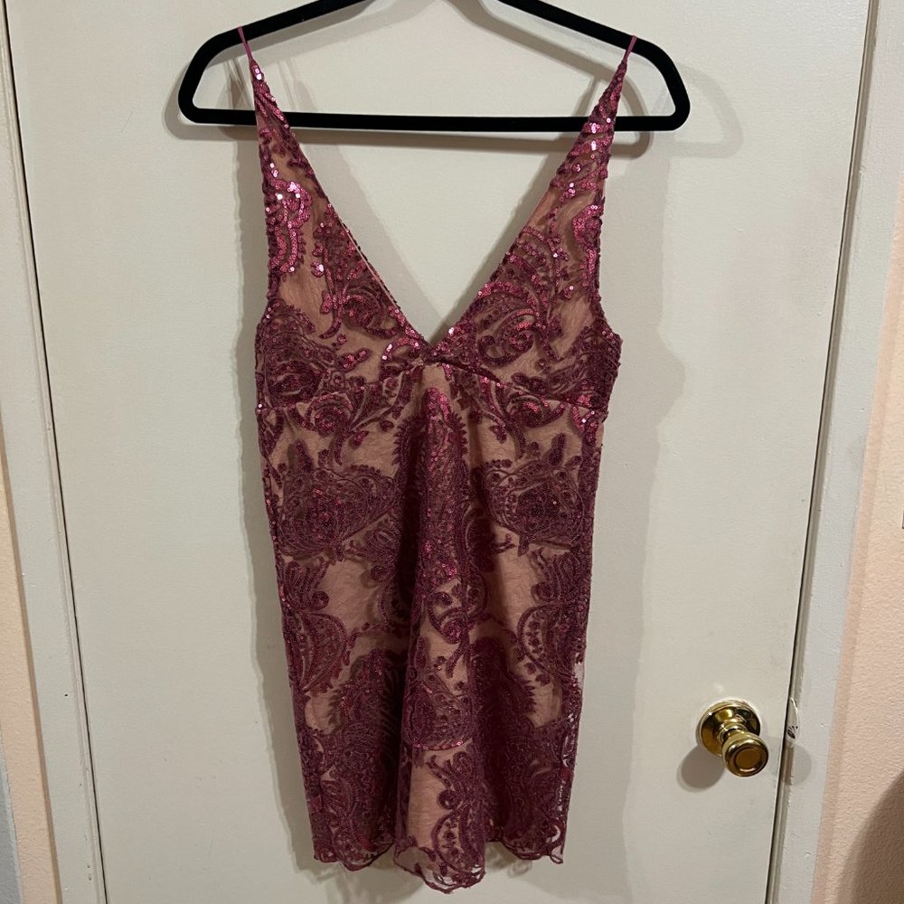 Free People Night Shimmer Mini Dress Size 2 Pink Nude Sequin V Neck Party - Picture 3 of 14